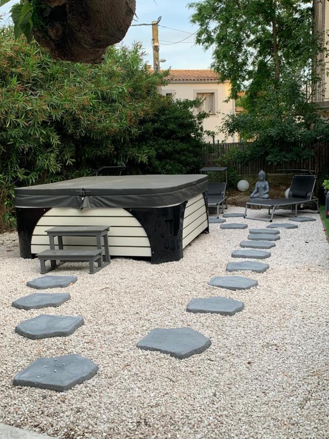 Les Dahlias Appartement 4 Personnes Jacuzzi Barbecue Jardin Arbore Climatise 아그 외부 사진